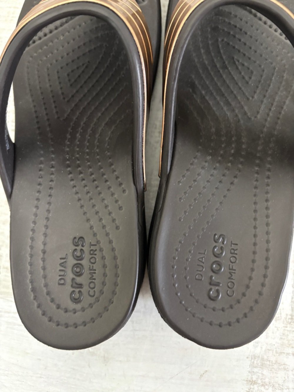NWT Crocs Monterey Diamante Wedge Brown Metallic Flip Flops Sandals 9 - Picture 9 of 11